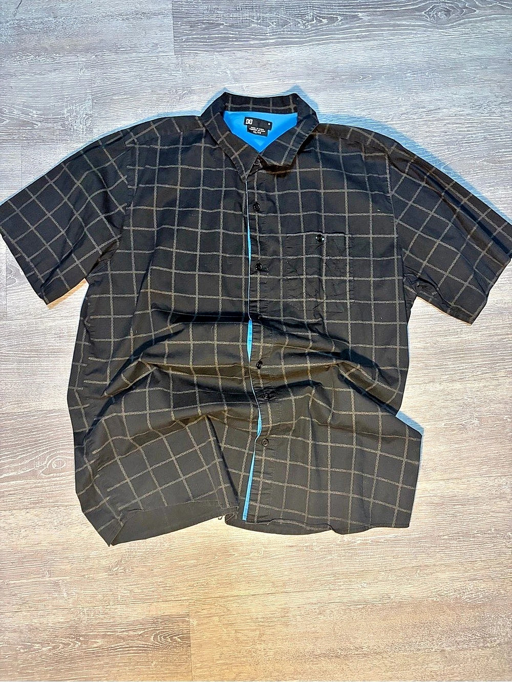 Dc collared button up